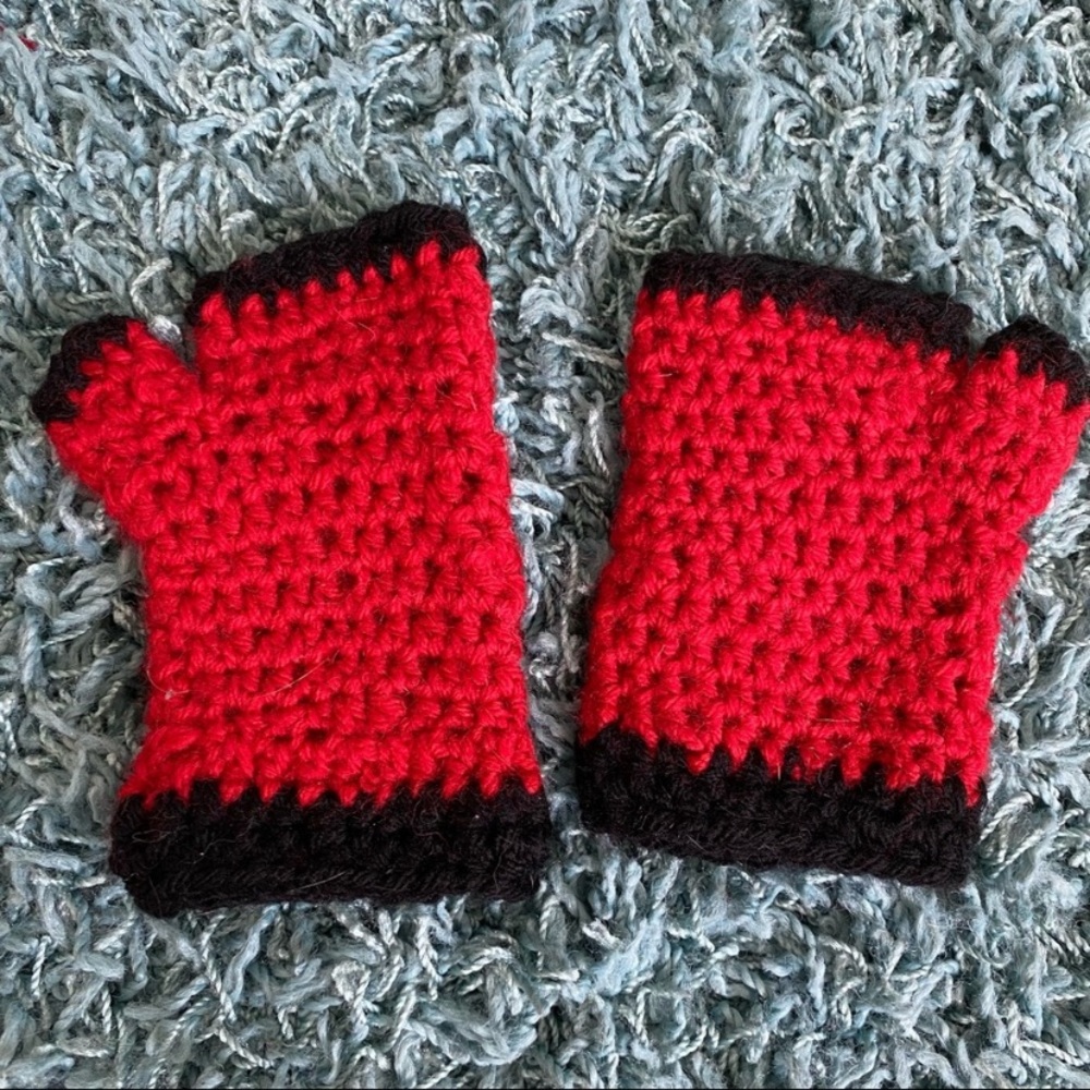 Hand knit Boys Fingerless Mittens